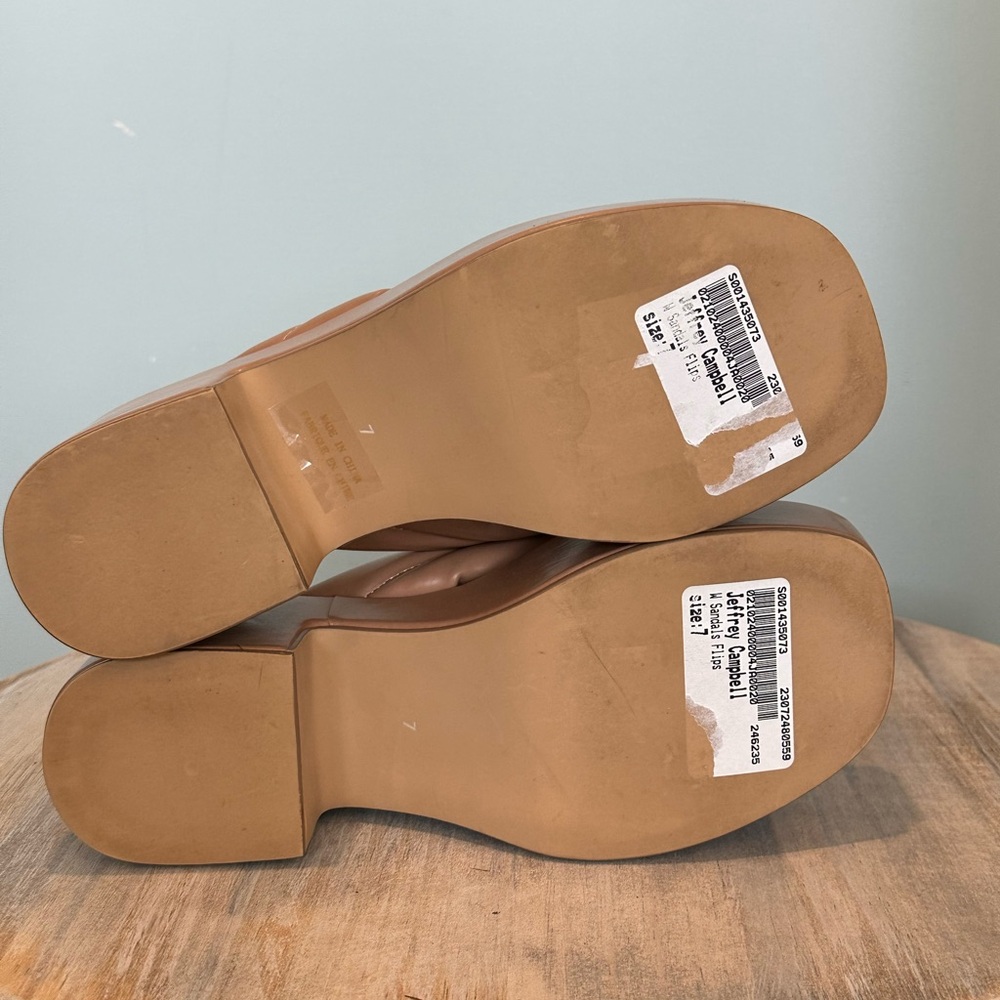 Jeffrey Campbell Brown/Tan platform slip on sandal flip flops size 7 - Picture 10 of 12